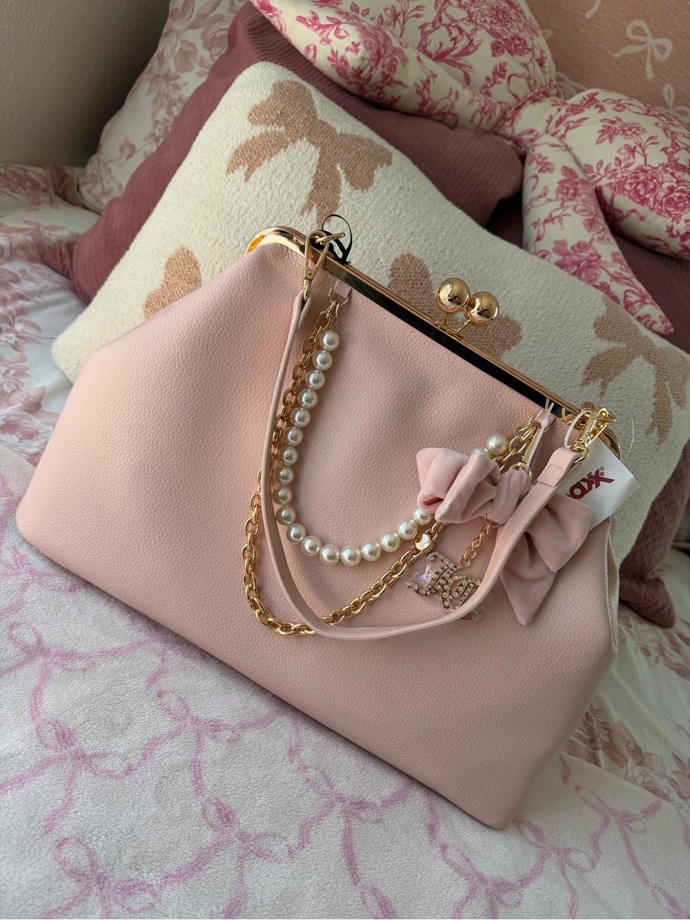 Juicy Couture Pale Pink Pearl & Gold Chain Frame Clutch